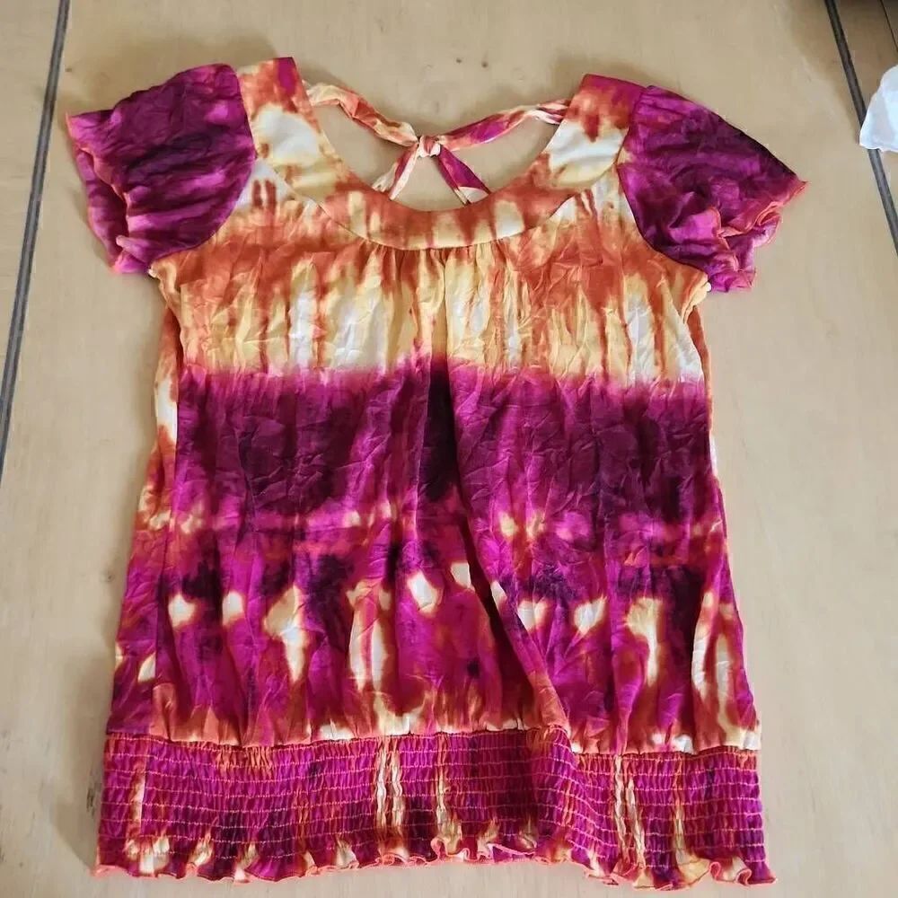 PIPER & BLUE Pink & Blue tie dye top juniors xl